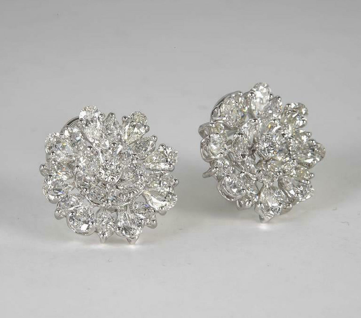 Platinum Button Earrings T33151