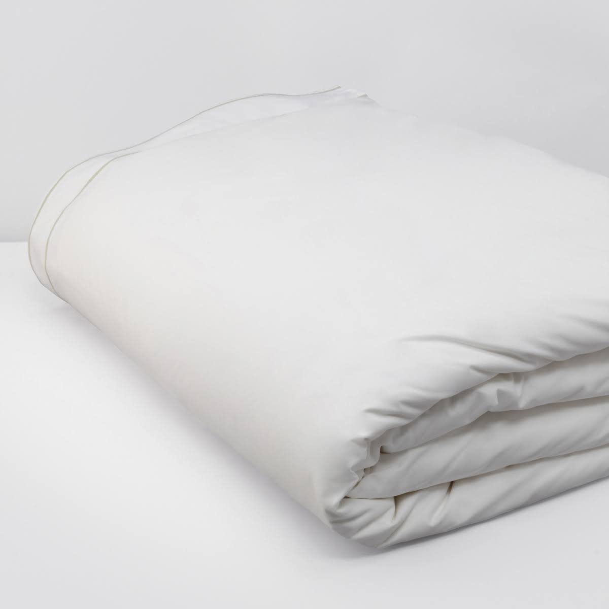 Full/Queen White Duvet Cover V9153