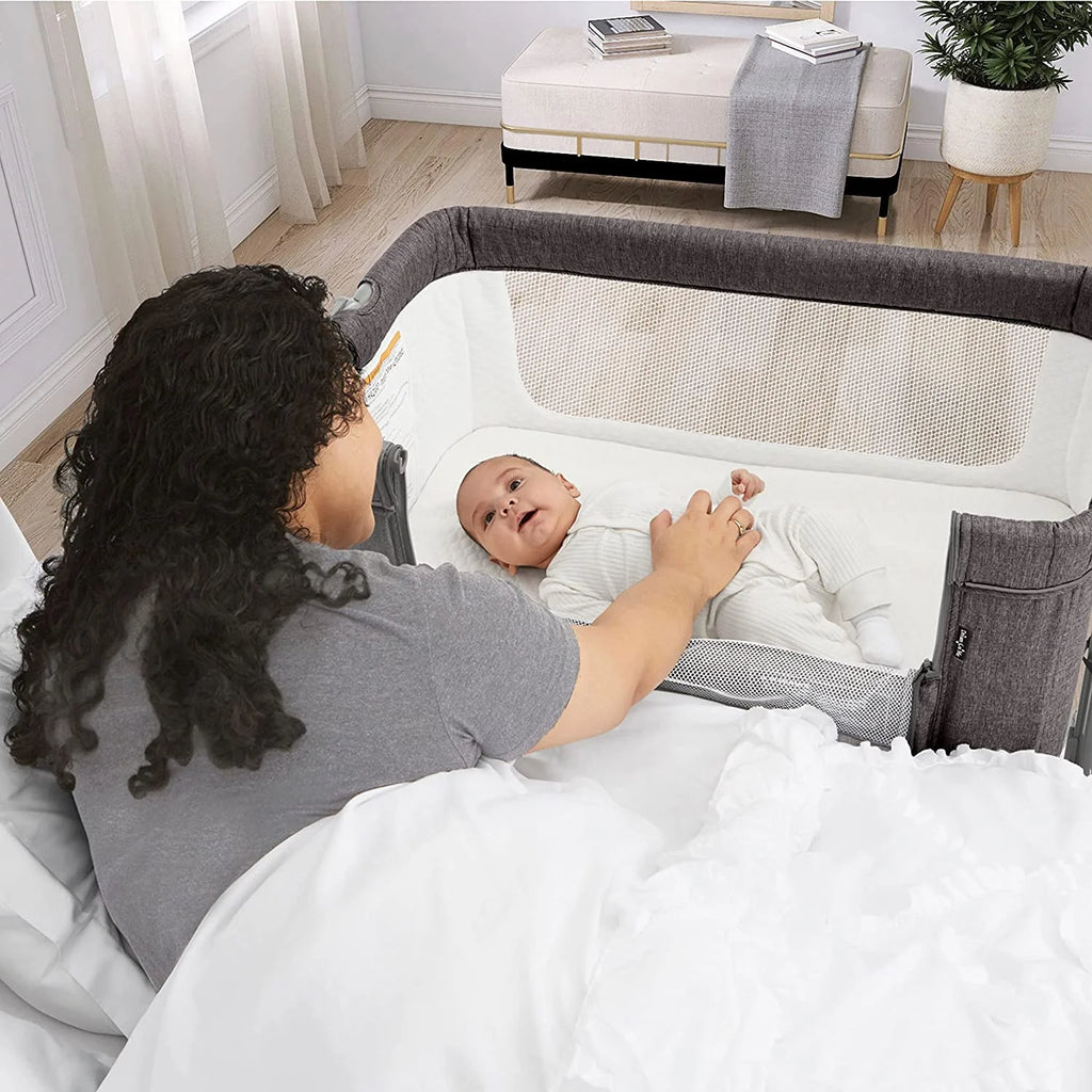Dark Grey Lightweight Bassinet Bedside Sleeper Y77323