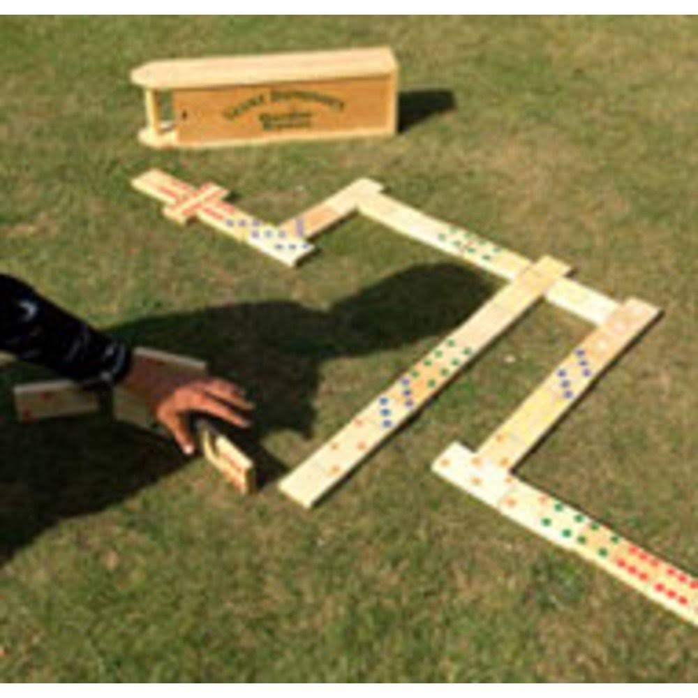 Giant Dominoes Q10878