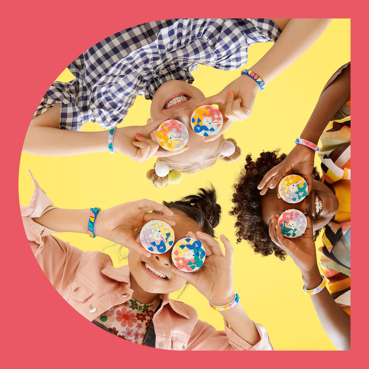 Arts & Crafts Party Kit with Toy Cupcakes, Bracelets, and Bunting M954