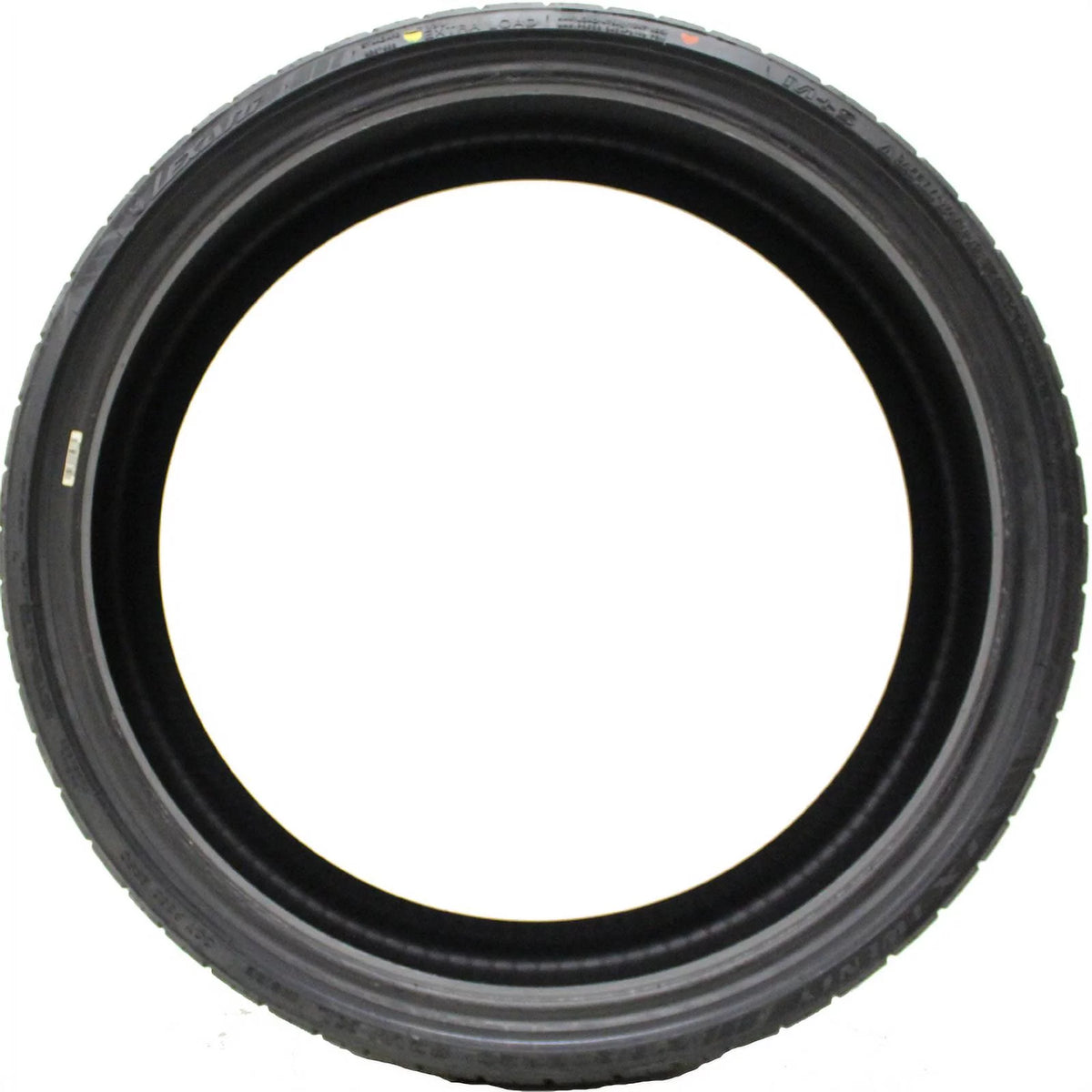 225/45ZR19 96W XL Performance Tire B934390
