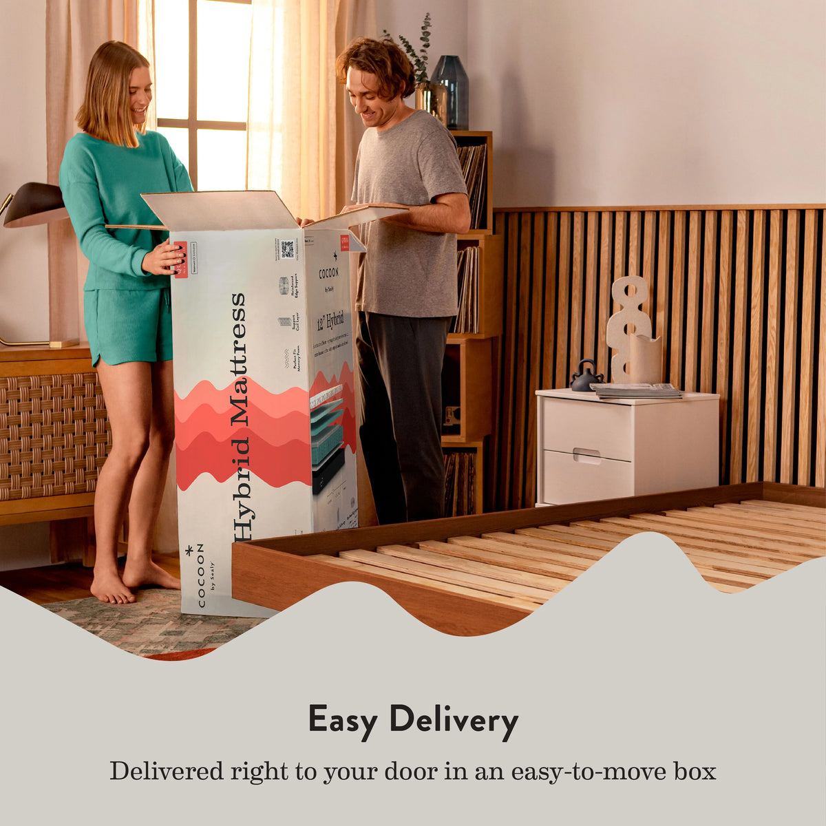 Queen Medium Hybrid Mattress B9807
