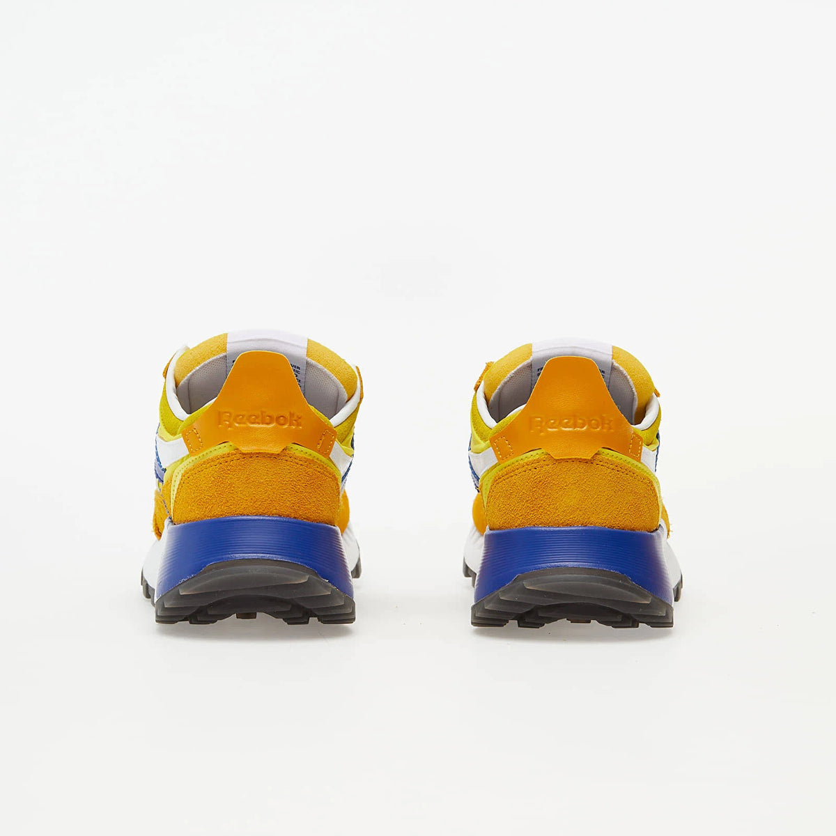 Classic Legacy Sneakers M8860