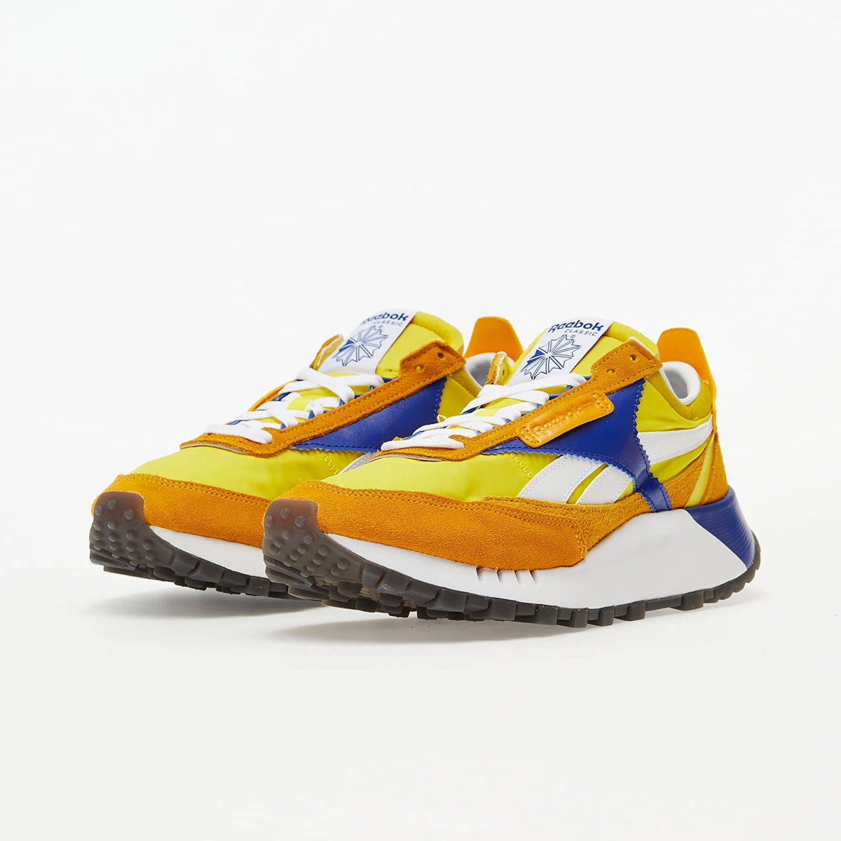 Classic Legacy Sneakers M8860