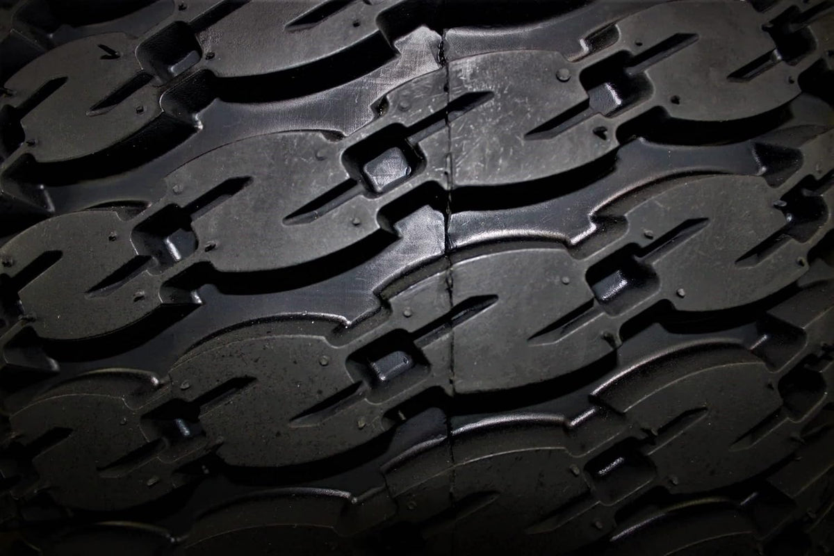 22x9.50-10 4 Ply Turf Tires Set of 2 H67917