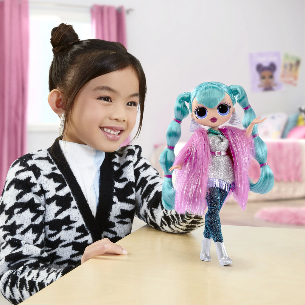 Fashion Doll with Accessories Y35361