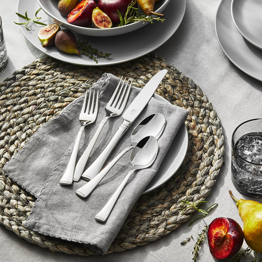 20-Piece 18/10 Stainless Steel Flatware Set D589