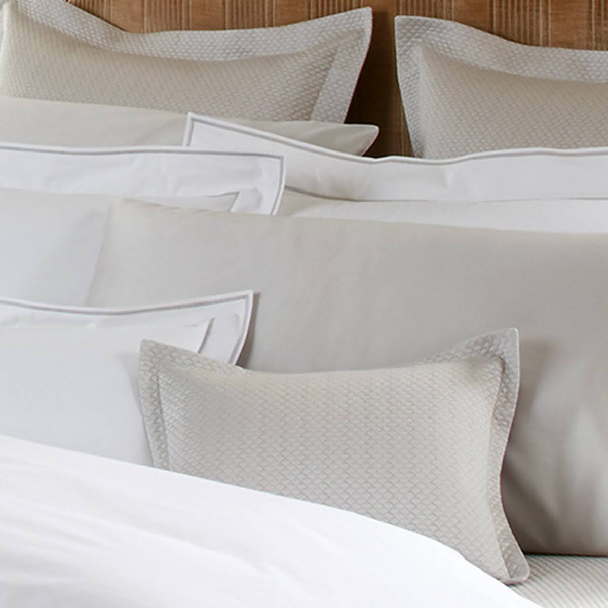 Full/Queen White Duvet Cover V9153